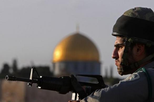 تزامناً مع بدء الأعياد اليهودية.." شؤون القدس" تحذر من تداعيات اقتحام الاقصى
