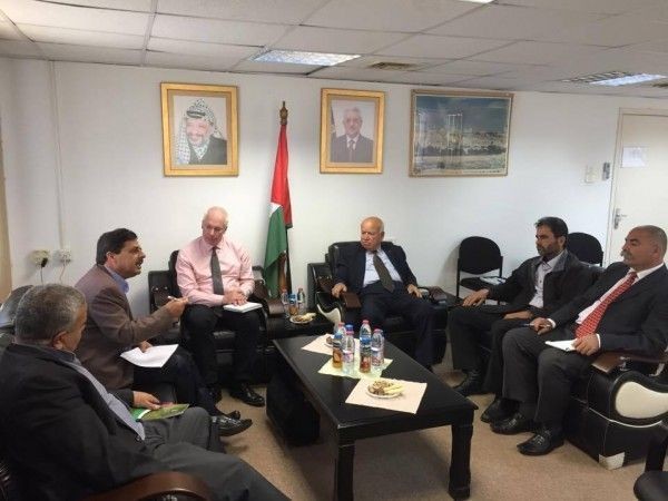 الأغا يطالب بعدم تحميل اللاجئين أعباء قصور تمويل المجتمع الدولي لـ"الأونروا"