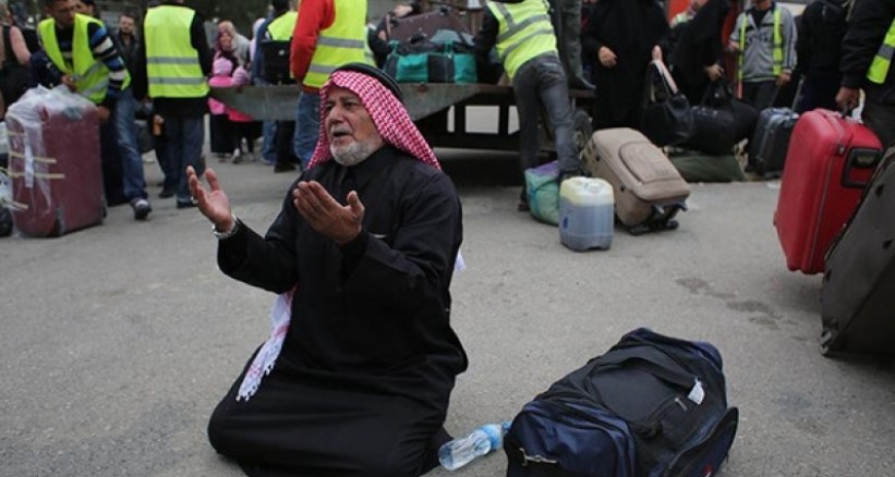 وزير النقل يبحث مع وزير الطيران المصري آلية نقل معتمري غزة