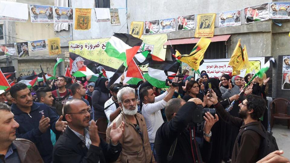 إحياء ذكرى رحيل الرمز "أبو عمار" في مخيمات لبنان 