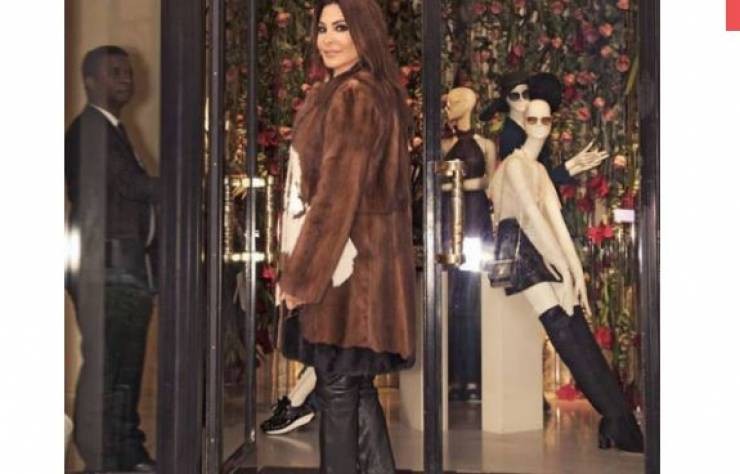 بالصورة : لن تصدقوا كم يبلغ ثمن معطف إليسا الفرو ‎!