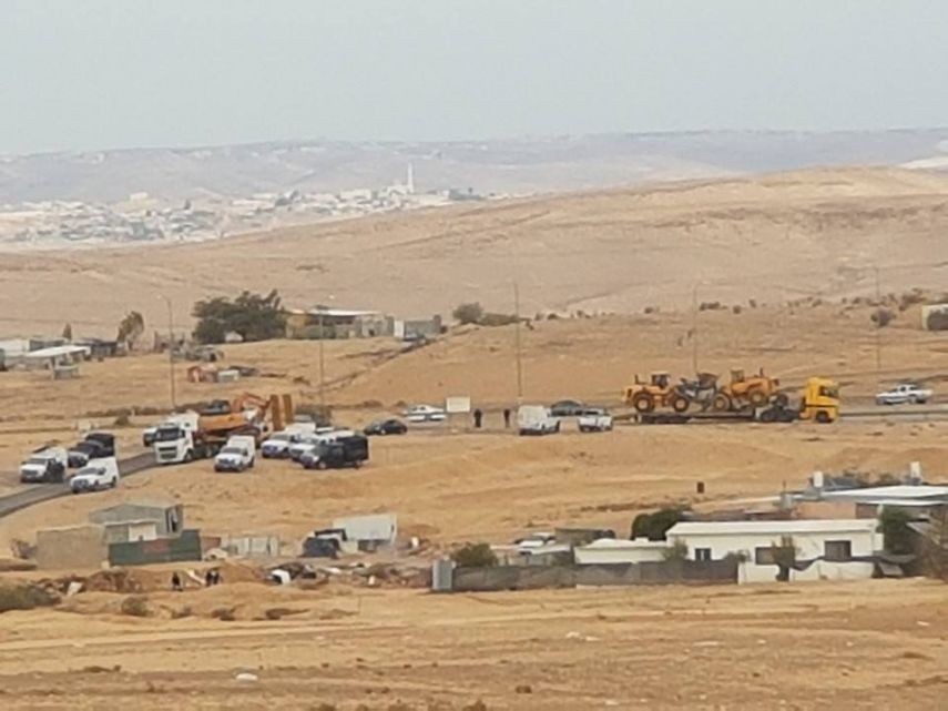 الاحتلال يهدم منازل وعرائش بالنقب المحتل