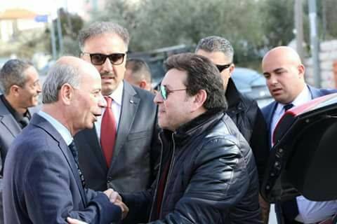 بالصور: وصول الفنان هاني شاكر إلى رام الله