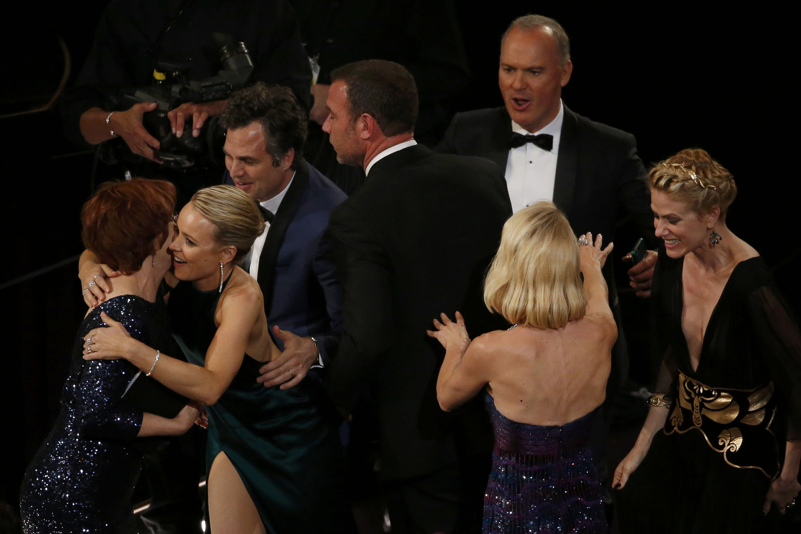 بالصور || ليوناردو دي كابريو يفوز بالأوسكار