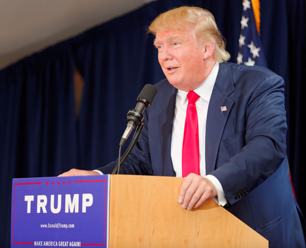 البيت الابيض : ترامب غير مؤهل للرئاسة بسبب اقتراحه لفرض حظر على المسلمين