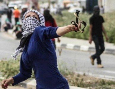 قراءة سياسية في المعنى والإستمرارية ..هل ما يحدث في فلسطين هبة جماهيرية أم إنتفاضة شعبية؟