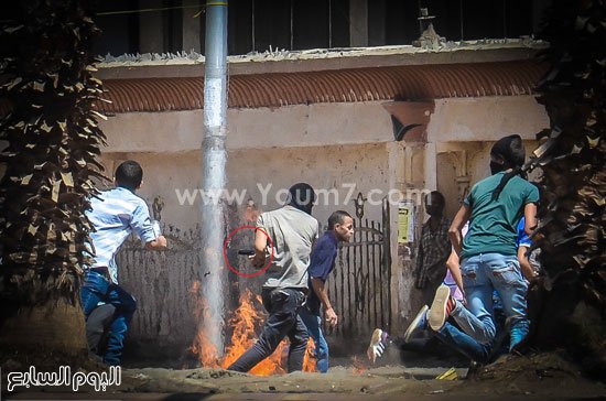 بالصور : مسيرة الإخوان بالهرم تطلق الخرطوش على الأمن والقوات ترد بالغاز