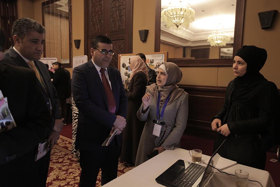 الكلية الجامعية تشارك في معرض مخرجات مشاريع البنك الدولي