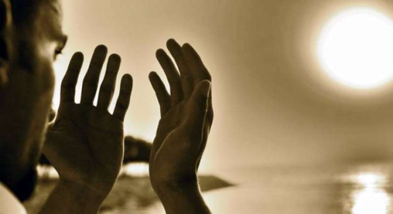 الدعاء هو العبادة