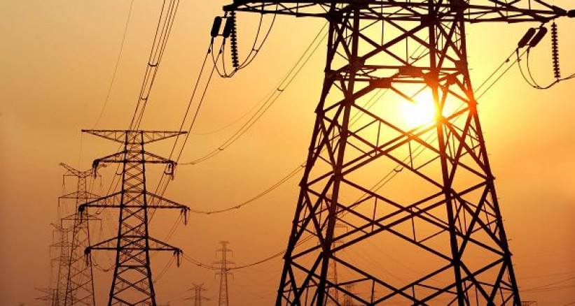 بعد إصلاح الخطوط المصرية .. هل ينتظم جدول الكهرباء في غزة ؟!