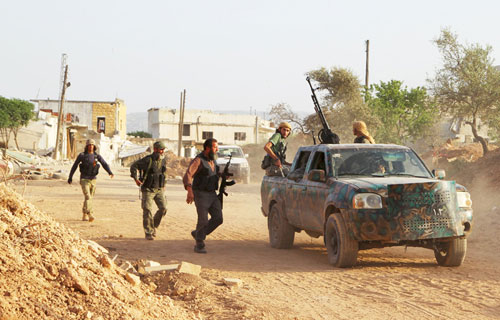 الثوار يهددون لأول مرة استقرار نظام الأسد