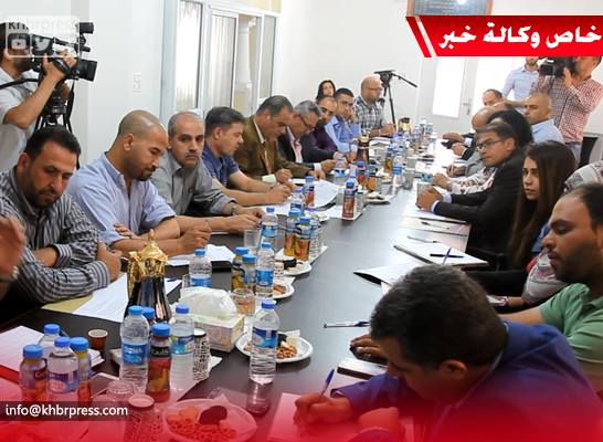 بالفيديو.. مراقبون يوضحون لـ "خبر": سبل إيجاد قانون أساسي لقطاع الأمن وآلية انجاح الانتخابات المحلية