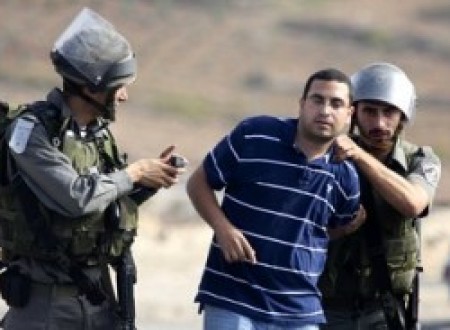 اعتقال شاب من بلدة سلوان وحملة مداهمات في مدن الضفة