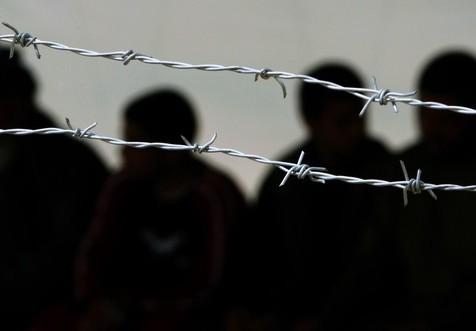 عرض فيلم يبرز معاناة الأسيرات ومواليدهن في سجون الاحتلال