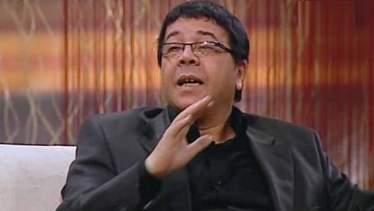 على الهواء ..أحمد آدم يعترف بتعاطي الحشيش ويشرح فوائده!!