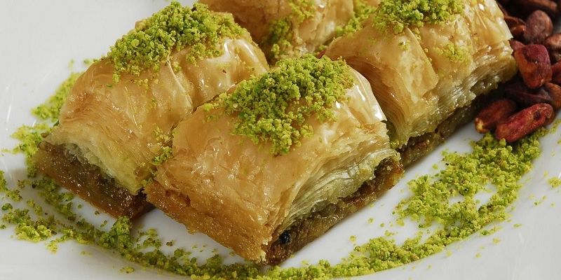 طريف..  تعرّف على سبب تسمية بعض الأكلات بأسمائها