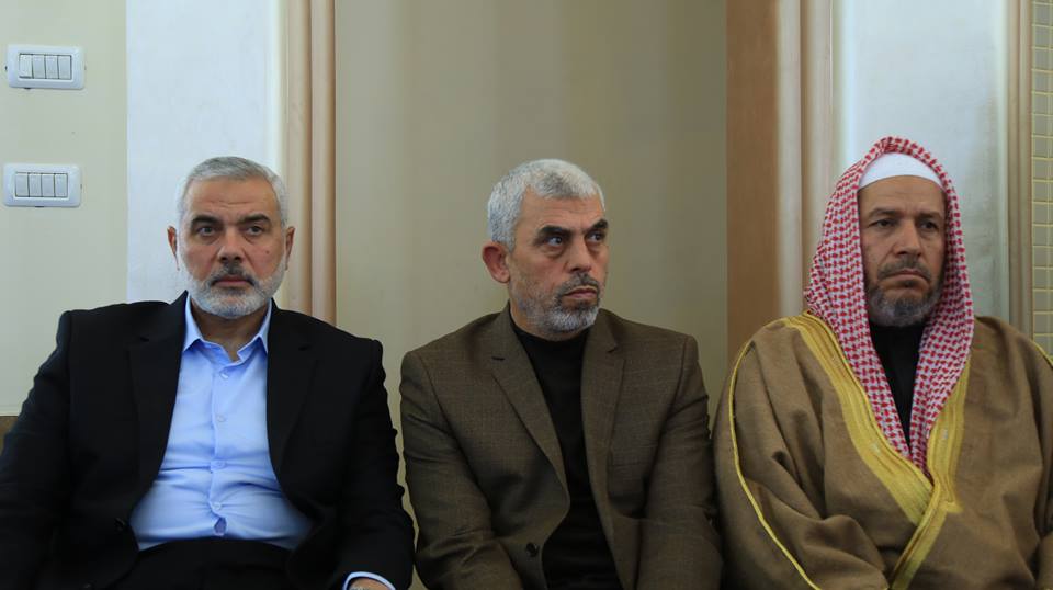 بالفيديو والصور: بحضور قيادات حماس... افتتاح مسجد العطار برفح