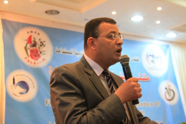 مدرب من غزة يتوج بلقب المدرب العربي المتمير للعام 2017