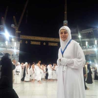 ما هي ملابس الإحرام بالنسبة للمرأة؟