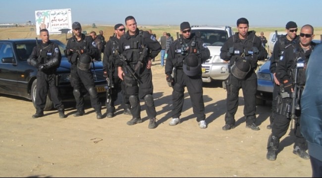 اعتقال 3 أطفال بالنقب بشبهة رشق حجارة