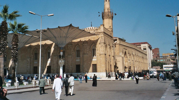 مصر.. إغلاق مسجد الحسين في ذكرى عاشوراء