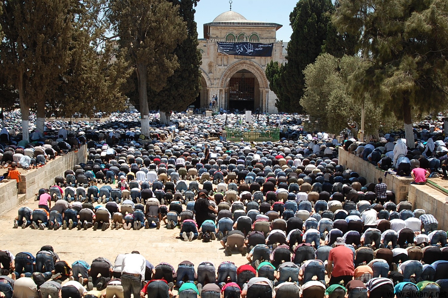 هيئة نصرة القدس تُحذر من تداعيات الاعتداء على آذان المساجد