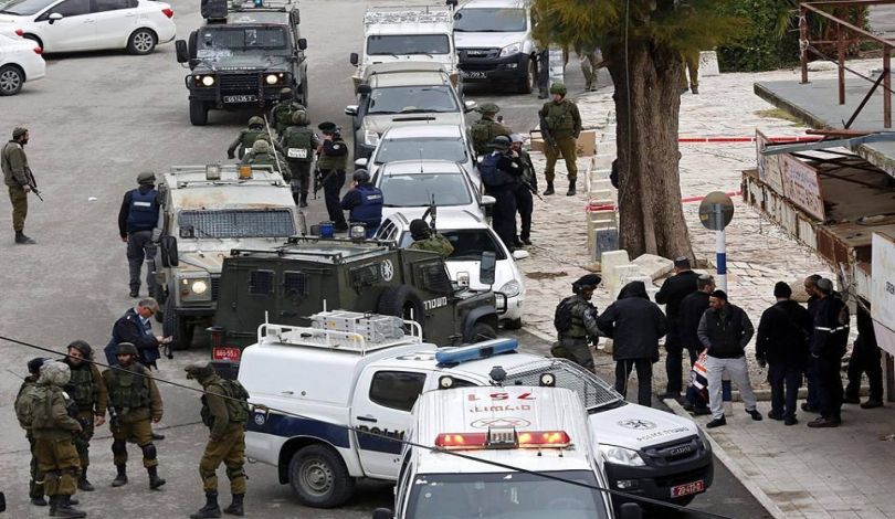 مقتل مستوطن وإصابة آخر في عملية إطلاق نار  داخل مبنى سكني في ريشون لتسيون