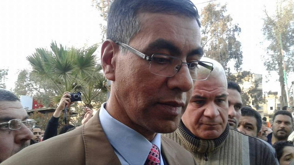 من هذا المنتحل لصفة مستشار السيسي بعزاء عمر عبدالرحمن؟