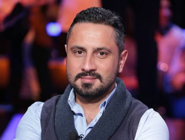 صورة جديدة لزوجة قيس الشيخ نجيب الجميلة