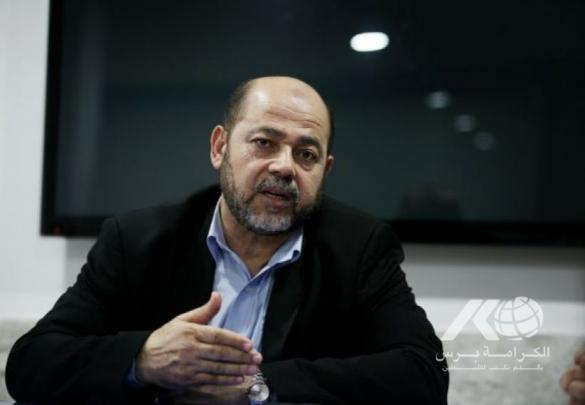 أبو مرزوق يدعو الرئيس عباس إلى قلب الطاولة