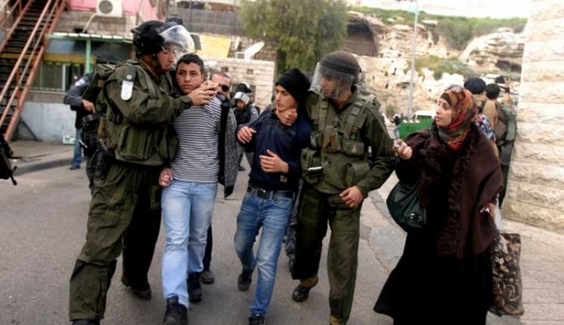 قوات الاحتلال تعتقل شابين من القدس