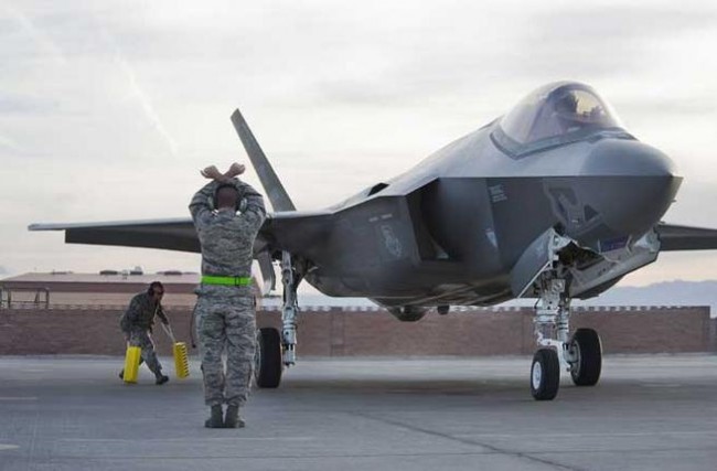 القوات الجوية الأمريكية توقف طائرات إف35 لاكتشاف عيوب فنية