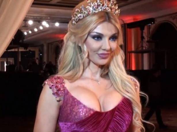 انا بـ"مؤخرتي" او مش بـ"مؤخرتي" بخرب البلد.. يا دلّي انا".