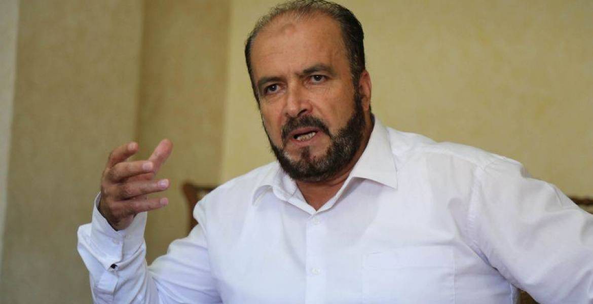 طالب ببرنامج منظمة التحرير الأساسي 
