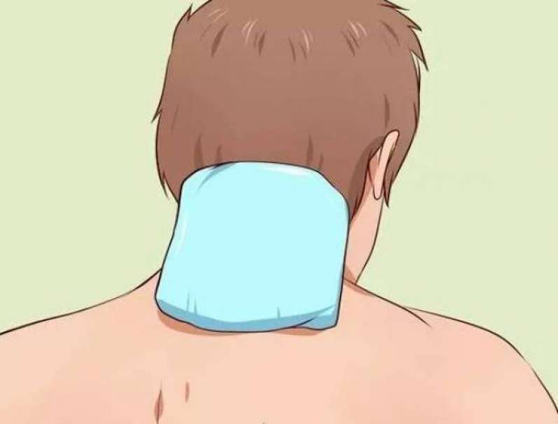 ضع كمادة باردة على مؤخرة عنقك.. واكتشف ما سيحدث!