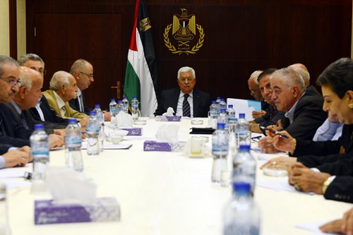 الاجتماع ينتهى .. "التنفيذية" تؤكد ضرورة إنجاح الدورة العادية للمجلس الوطني  "القرارات كاملة"