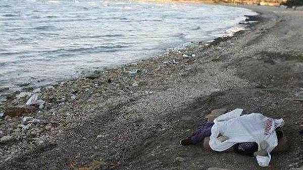 إنقاذ 2200 مهاجر قبالة سواحل ليبيا والعثور على 16 جثة