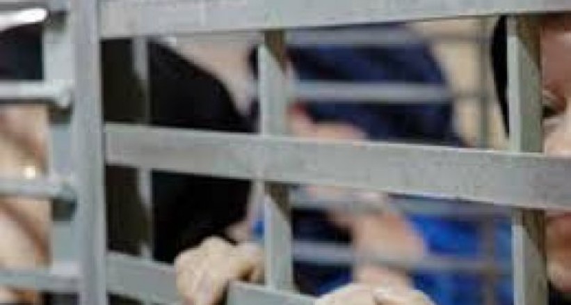 خمسة أسرى يدخلون أعوامًا جديدة داخل سجون الاحتلال