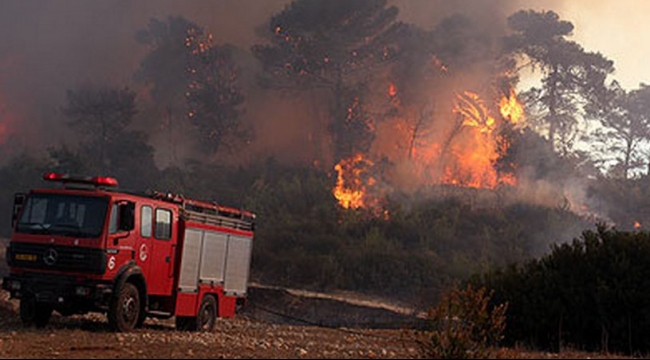 نشوب حرائق كبيرة في مدينة القدس وطواقم الإطفاء تخلي شوارع ومناطق سكنية
