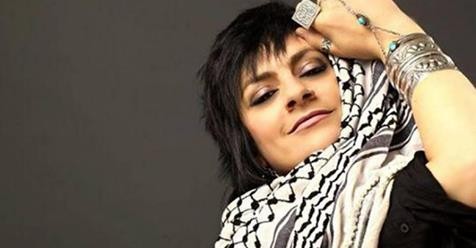 جماهير غفيرة تشيع جثمان الفنانة ريم بنا في الناصرة