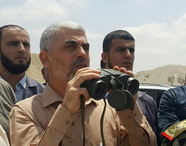 يديعوت: هذا ما يُخطط له السنوار في غزة!