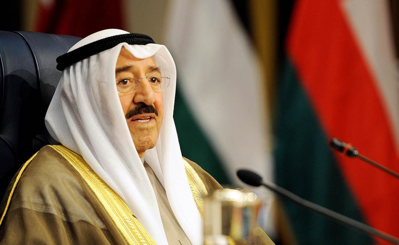 أمير الكويت يبعث رسالة خطية لأمير قطر