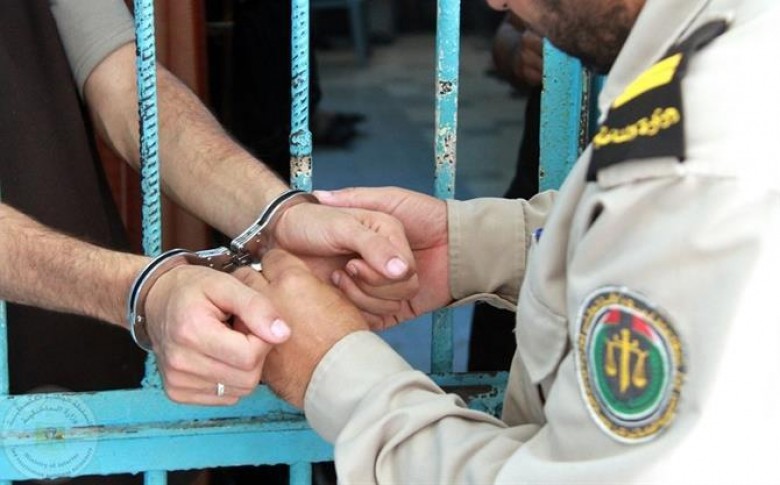 صورة: القبض على لص سرق مصاغ ذهبي برفح