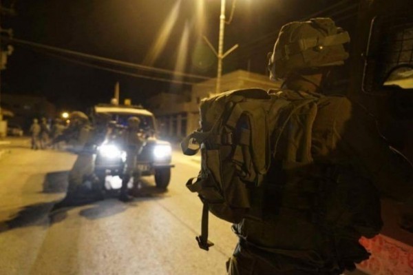 قلقيلية: الاحتلال يستولي على مضخة باطون في بلدة جيوس