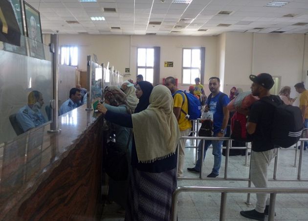 580 حاجاً وحاجة يغادرون معبر الكرامة متوجهين إلى الديار الحجازية
