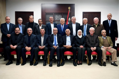 العالول نائباً للرئيس.. مركزية فتح توزع المهام على أعضائها والبرغوثي خارج السرب