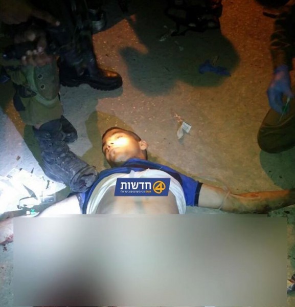 بالصور : اصابة جندي اسرائيلي في عملية طعن بالخليل واستشهاد المنفذ