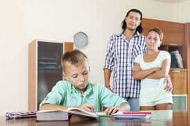 الدراسة قد تتهدّد حياة أولادكم