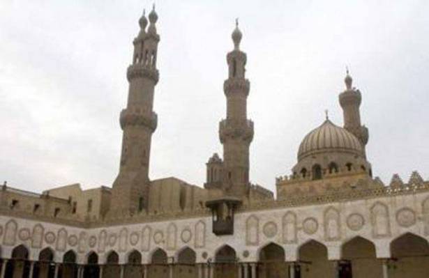 مصر .. الأزهر يدين الهجوم على فندق بالغردقة