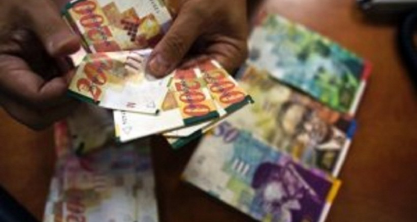 اقتطاع 1%‏ من رواتب موظفي رام الله لهذا الشهر لصالح ذوي الشهداء